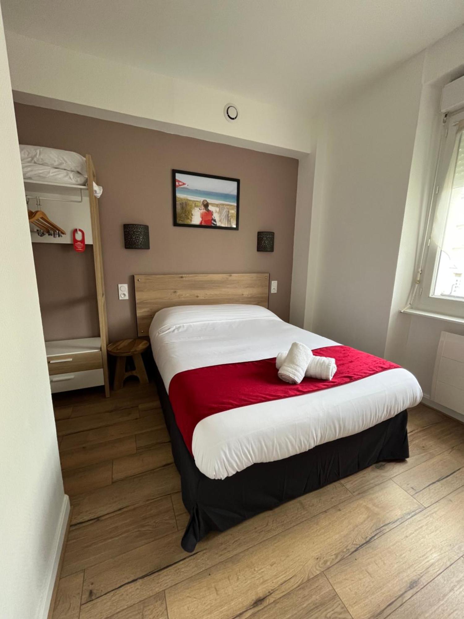 Hotel Agena เบรสต์ ภายนอก รูปภาพ